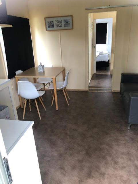Batemans Bay Holiday Park & Hostel Exterior photo