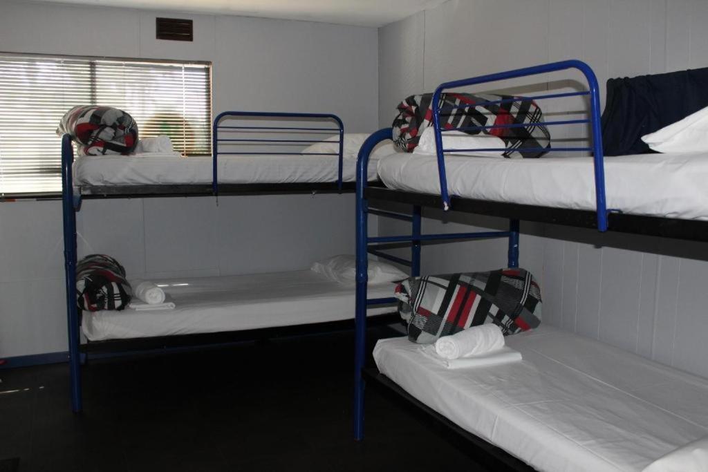 Batemans Bay Holiday Park & Hostel Exterior photo